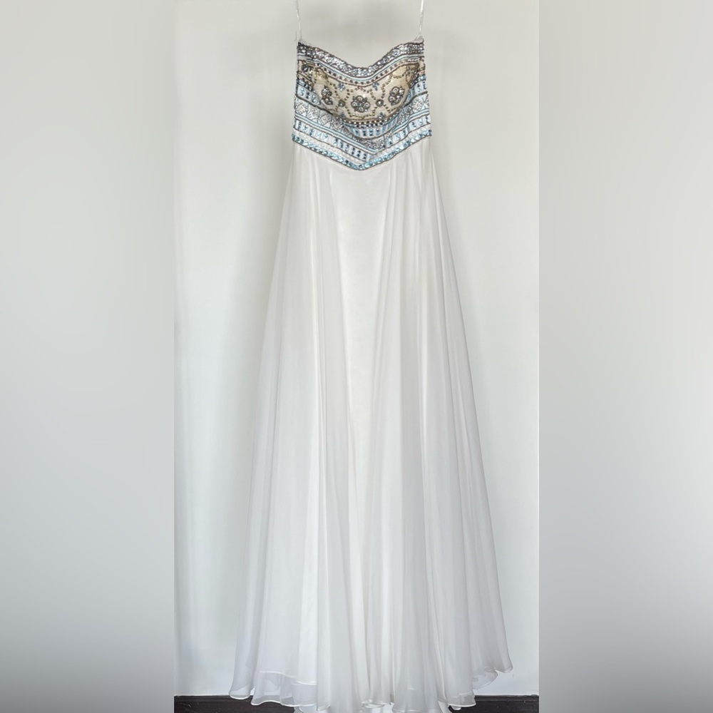 NWT Sherri Hill Gown